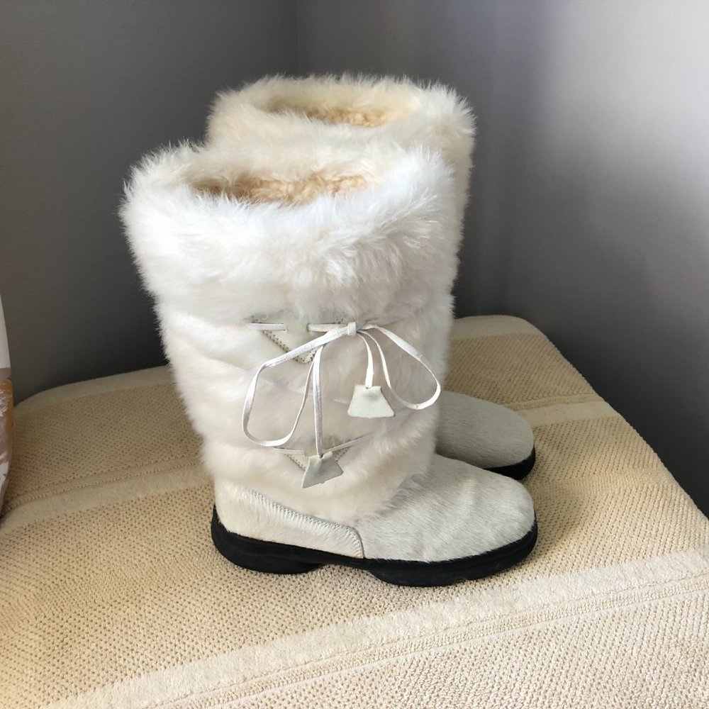 Gommus White Fur Boots